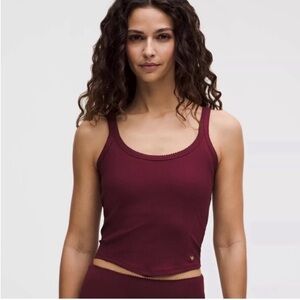Lululemon NWT nulu ribbed cropped tank top HEART Valentines